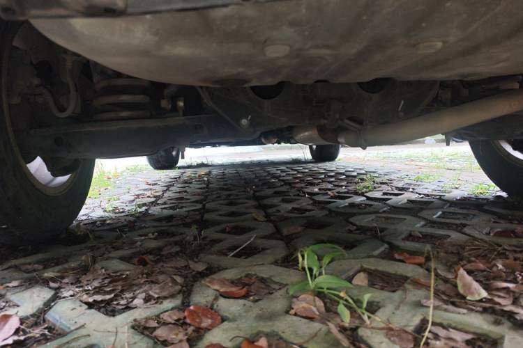 Used Toyota RAV4 2015 2.0L CVT Two-Wheel Drive Urban Edition Chassis Rear Left