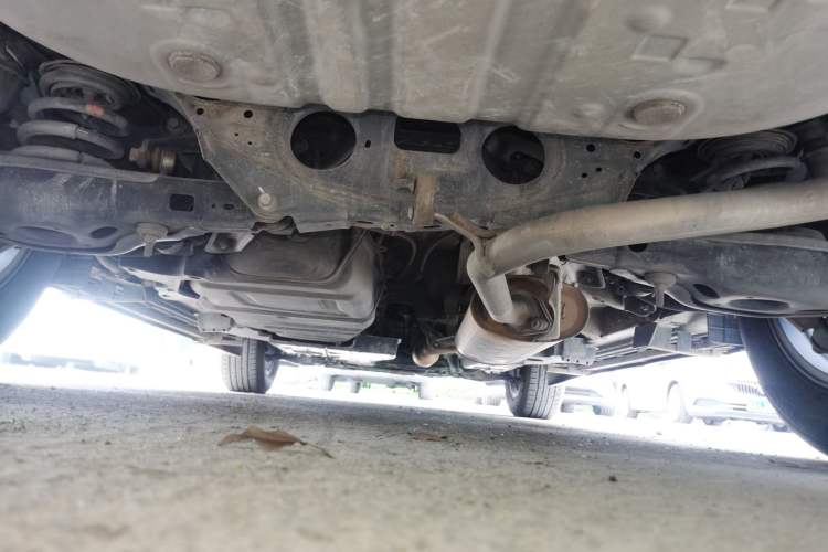 Used Toyota RAV4 2015 2.0L CVT Two-Wheel Drive Urban Edition Chassis Rear