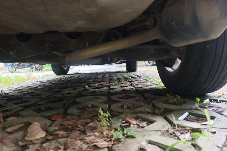 Used Toyota RAV4 2015 2.0L CVT Two-Wheel Drive Urban Edition Chassis Rear Right