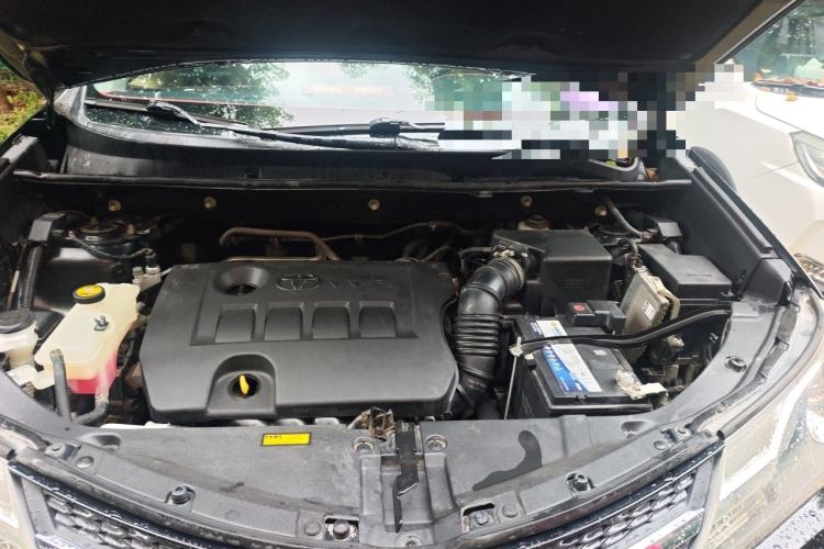 Used Toyota RAV4 2015 2.0L CVT Two-Wheel Drive Urban Edition Engine Bay
