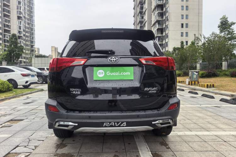 Used Toyota RAV4 2015 2.0L CVT Four-Wheel Drive New Edition Exterior 12