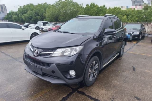 Used Toyota RAV4 2015 2.0L CVT Two-Wheel Drive Fashion Edition
