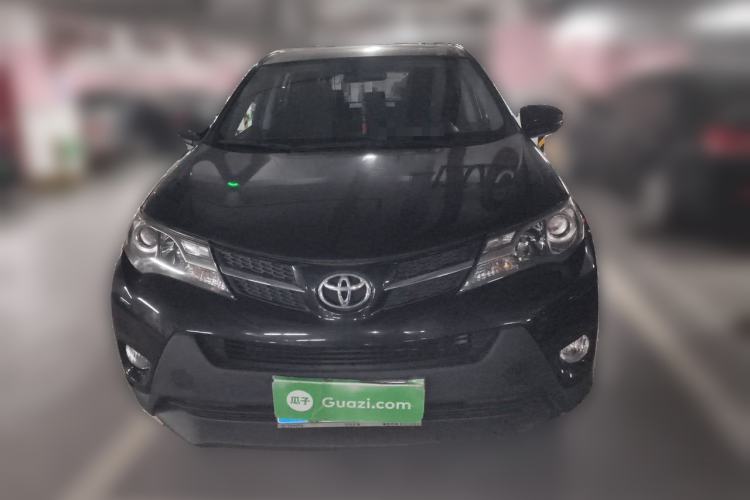 Used Toyota RAV4 2015 2.0L CVT Two-Wheel Drive Fashion Edition Front