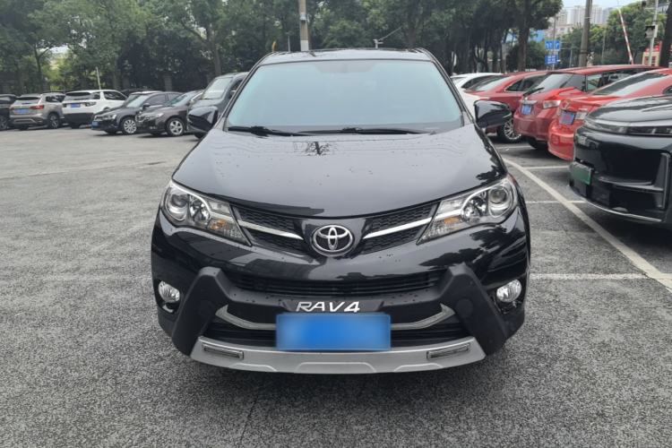 Used Toyota RAV4 2015 2.0L CVT Four-Wheel Drive New Edition Front