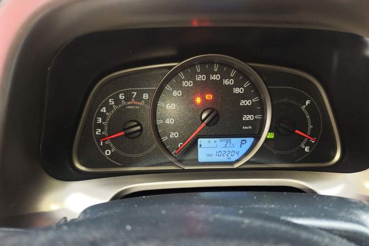 Used Toyota RAV4 2015 2.0L CVT Two-Wheel Drive Urban Edition Instrument Cluster