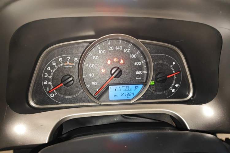 Used Toyota RAV4 2015 2.0L CVT Two-Wheel Drive Fashion Edition Instrument Cluster