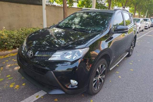 Toyota RAV4 2015 2.5L Automatic 4x4 Elite Edition d’occasion