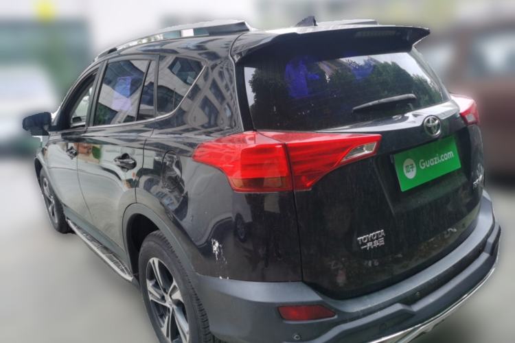 Used Toyota RAV4 2015 2.0L CVT Two-Wheel Drive Urban Edition Rear Left 45 Deg