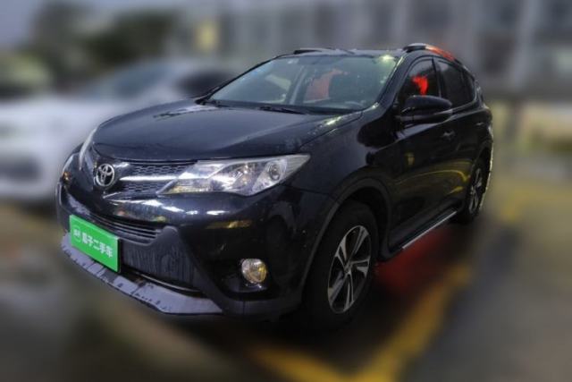 Used Toyota RAV4 2015 2.0L CVT Two-Wheel Drive Fashion Edition
