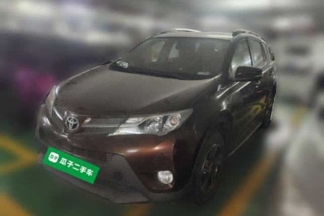 Used Toyota RAV4 2015 2.0L CVT Two-Wheel Drive Fashion Edition