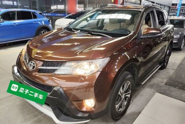 Used Toyota RAV4 2015 2.0L CVT Two-Wheel Drive Fashion Edition