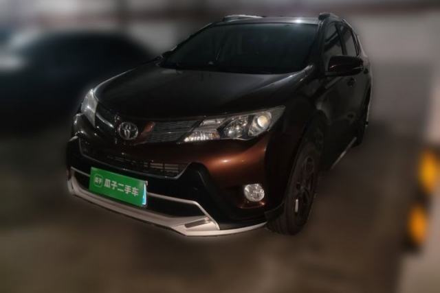 Used Toyota RAV4 2015 2.0L CVT Two-Wheel Drive Fashion Edition