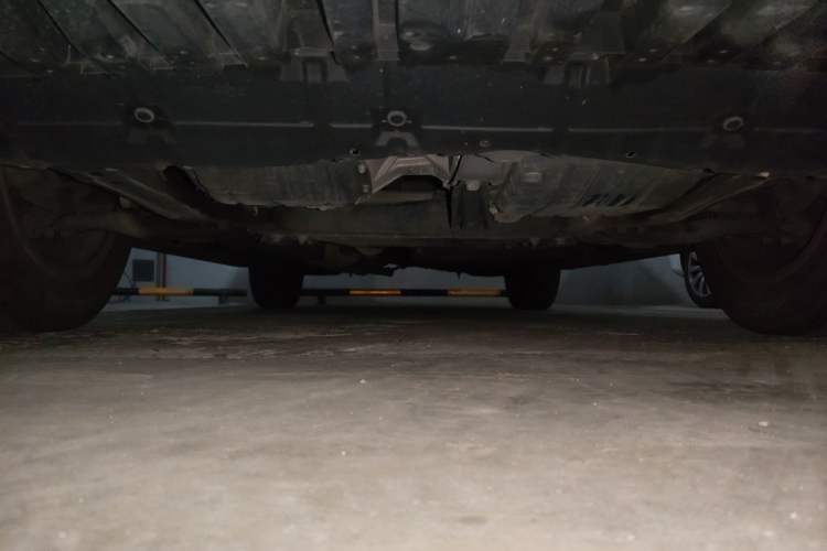 Used Toyota RAV4 2015 2.0L CVT Two-Wheel Drive Fashion Edition Chassis Front
