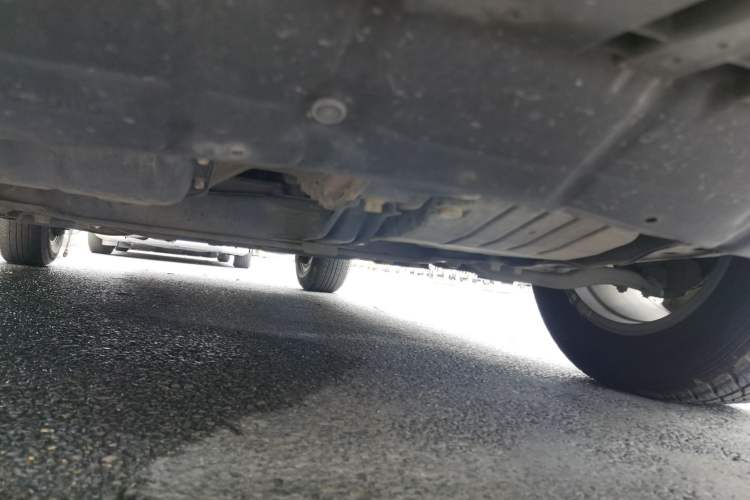 Used Toyota RAV4 2015 2.0L CVT Two-Wheel Drive Urban Edition Chassis Front