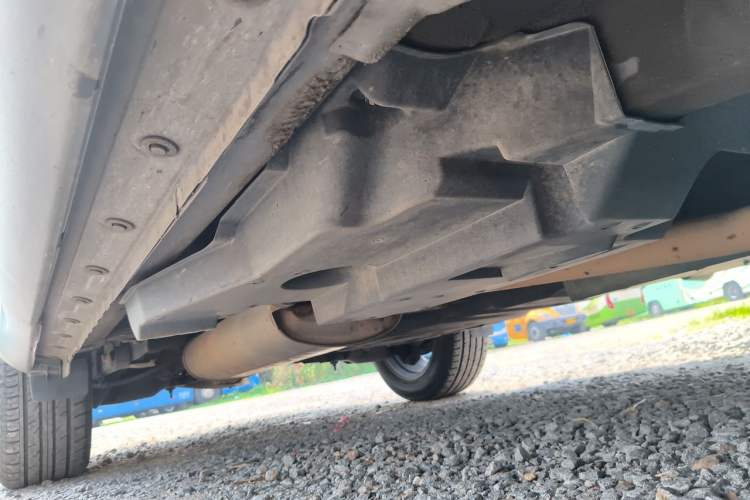 Used Toyota RAV4 2015 2.5L Automatic 4x4 Elite Edition Chassis Front Right