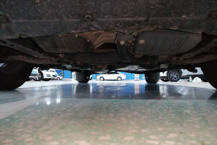 Used Toyota RAV4 2015 2.0L CVT Two-Wheel Drive Fashion Edition Chassis Front