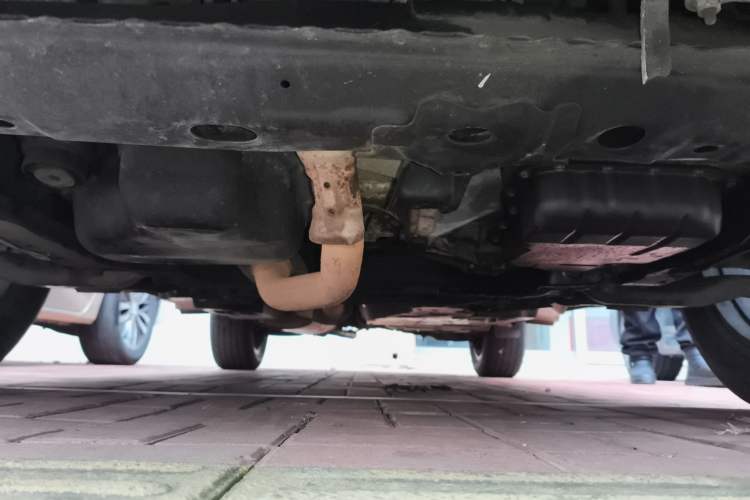 Used Toyota RAV4 2015 2.5L Automatic 4x4 Elite Edition Chassis Front