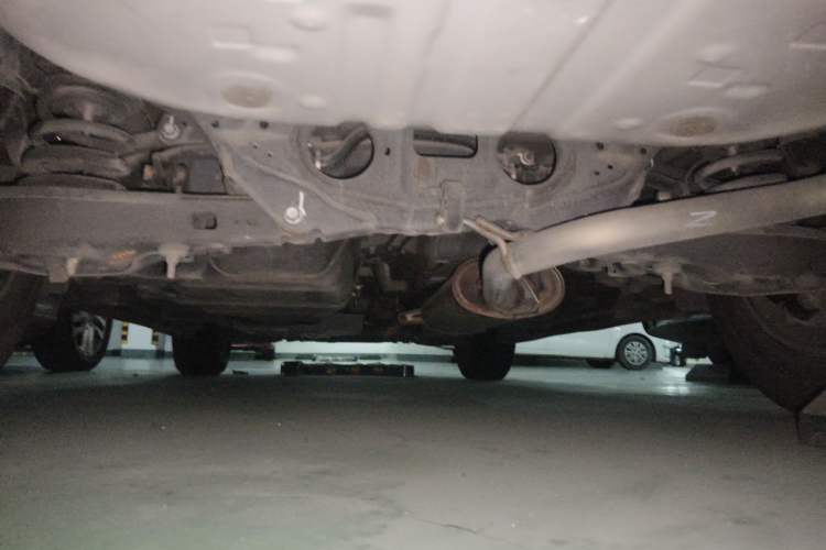 Used Toyota RAV4 2015 2.0L CVT Two-Wheel Drive Fashion Edition Chassis Rear
