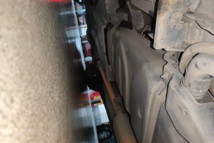 Used Toyota RAV4 2015 2.5L Automatic 4x4 Elite Edition Chassis Rear Left
