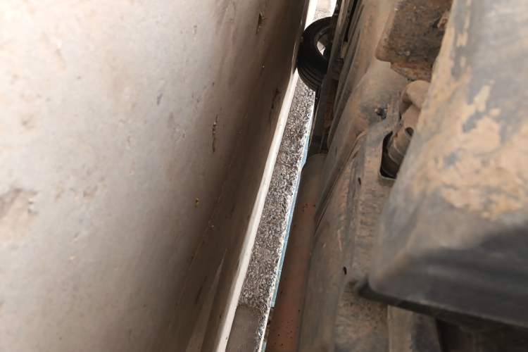 Used Toyota RAV4 2015 2.5L Automatic 4x4 Elite Edition Chassis Rear Left