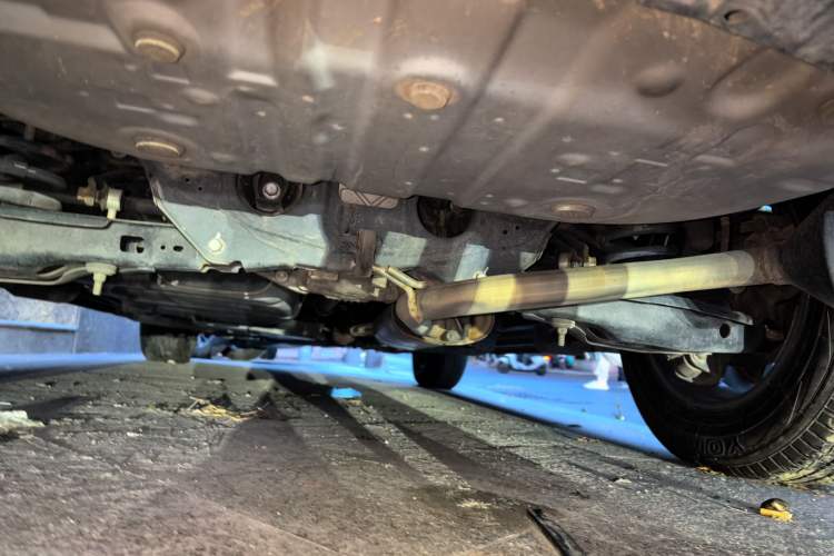 Used Toyota RAV4 2015 2.0L CVT Four-Wheel Drive New Edition Chassis Rear