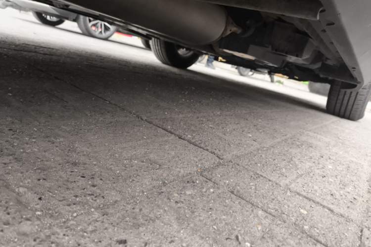 Used Toyota RAV4 2015 2.0L CVT Two-Wheel Drive Urban Edition Chassis Rear Right