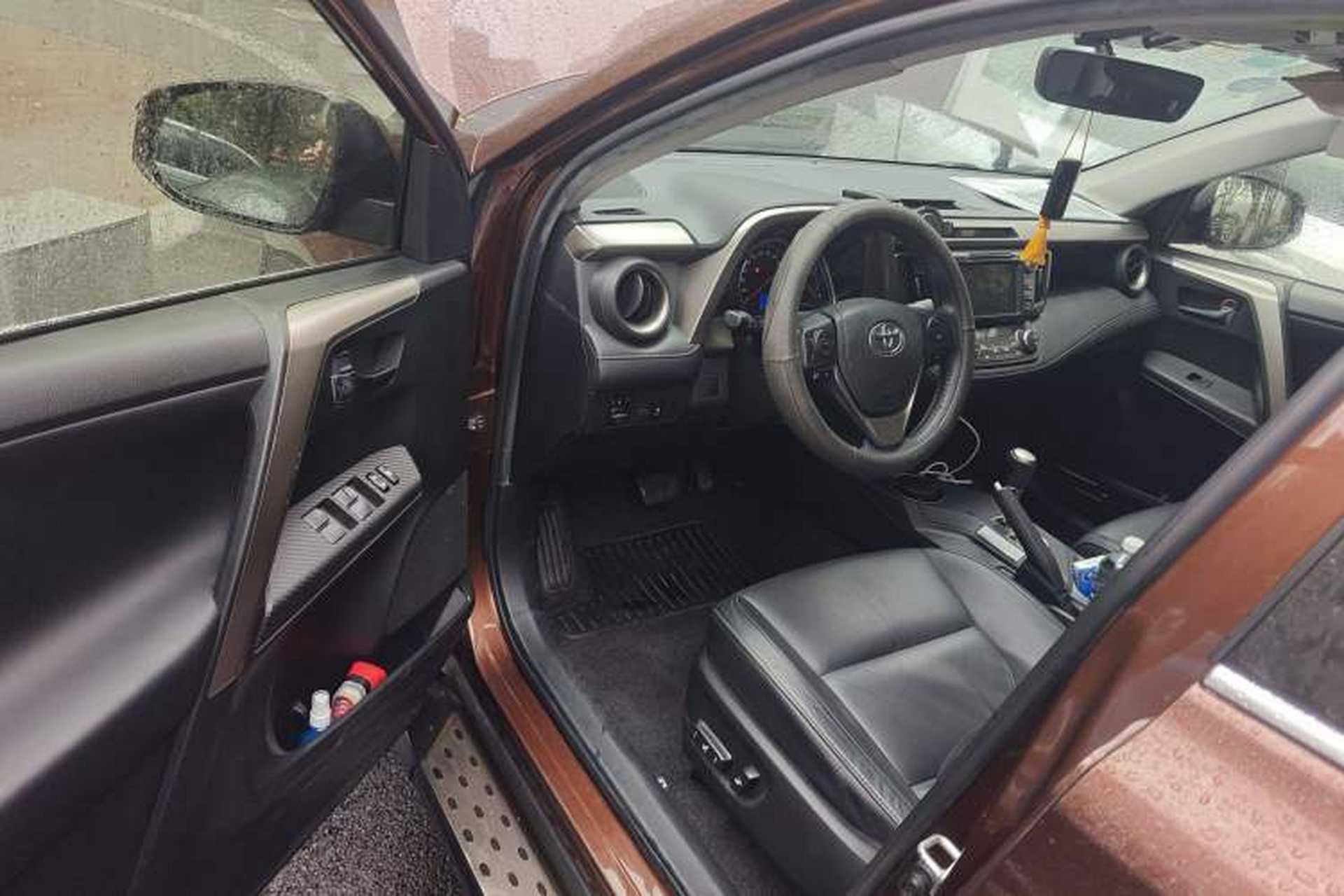 Used Toyota RAV4 2015 2.0L CVT Four-Wheel Drive New Edition Driver Seat