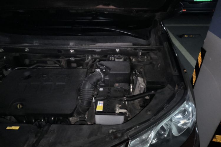 Used Toyota RAV4 2015 2.0L CVT Two-Wheel Drive Urban Edition Engine Bay Left