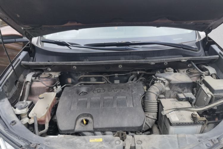 Used Toyota RAV4 2015 2.0L CVT Two-Wheel Drive Urban Edition Engine Bay