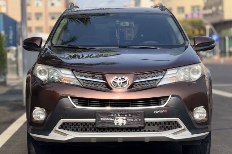 Used Toyota RAV4 2015 2.5L Automatic 4x4 Elite Edition Exterior 1