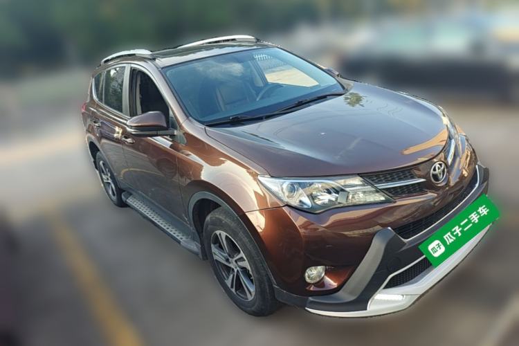 Used Toyota RAV4 2015 2.0L CVT Two-Wheel Drive Fashion Edition Exterior 1