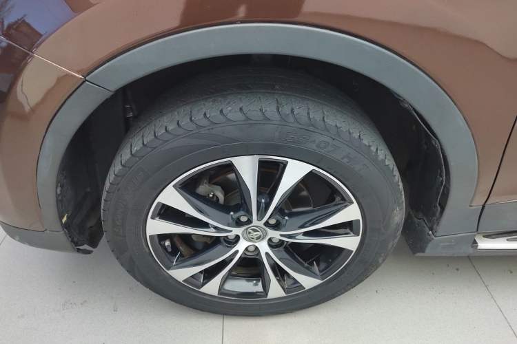Used Toyota RAV4 2015 2.5L Automatic 4x4 Elite Edition Exterior 4