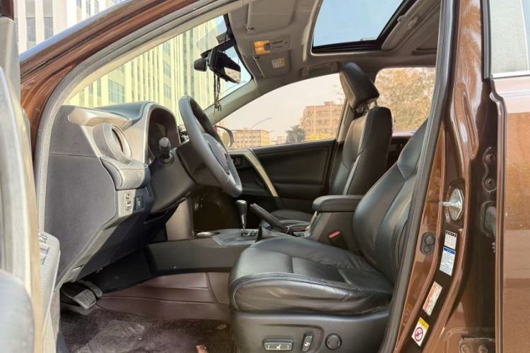 Used Toyota RAV4 2015 2.5L Automatic 4x4 Elite Edition Exterior 4