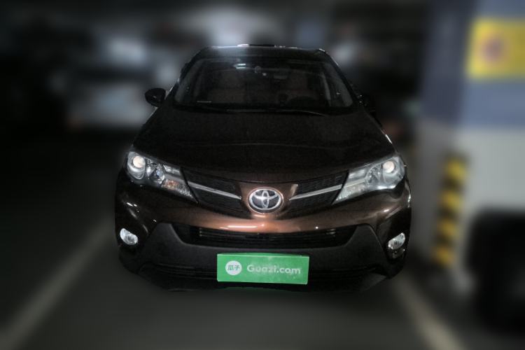 Used Toyota RAV4 2015 2.0L CVT Two-Wheel Drive Urban Edition Front