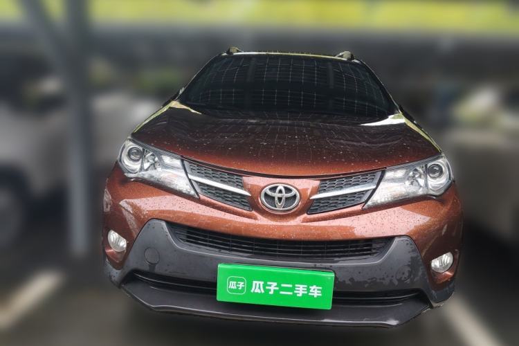 Used Toyota RAV4 2015 2.0L CVT Two-Wheel Drive Fashion Edition Front