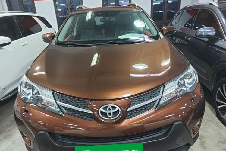 Used Toyota RAV4 2015 2.5L Automatic 4x4 Elite Edition Front
