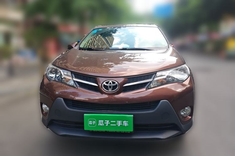 Used Toyota RAV4 2015 2.0L CVT Two-Wheel Drive Fashion Edition Front