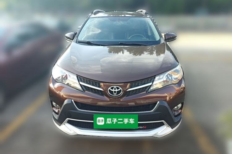 Used Toyota RAV4 2015 2.0L CVT Two-Wheel Drive Fashion Edition Front
