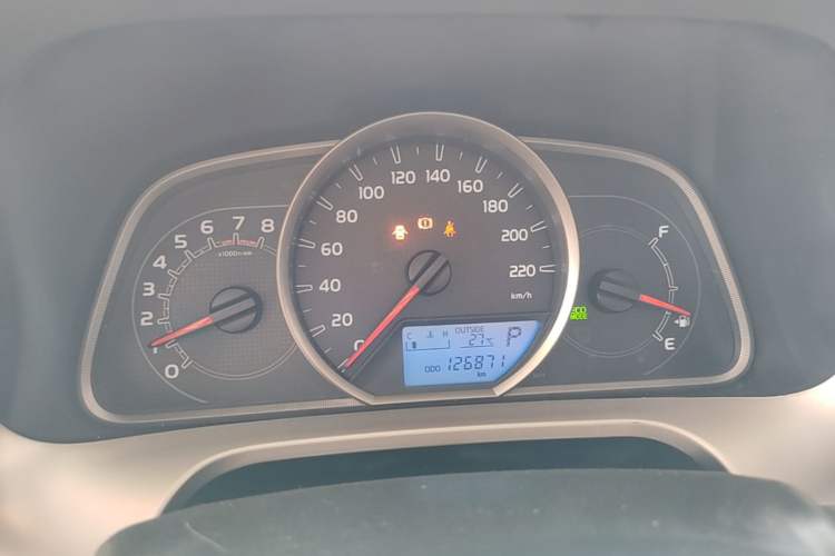 Used Toyota RAV4 2015 2.0L CVT Two-Wheel Drive Fashion Edition Instrument Cluster