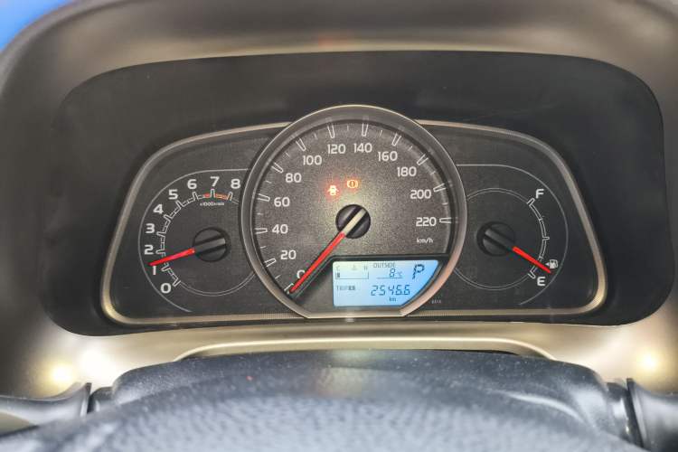 Used Toyota RAV4 2015 2.5L Automatic 4x4 Elite Edition Instrument Cluster