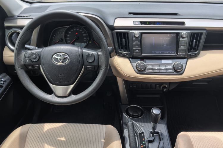 Used Toyota RAV4 2015 2.0L CVT Two-Wheel Drive Fashion Edition Instrument Cluster