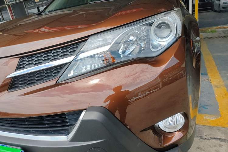 Used Toyota RAV4 2015 2.0L CVT Two-Wheel Drive Fashion Edition Left Front Headlight
