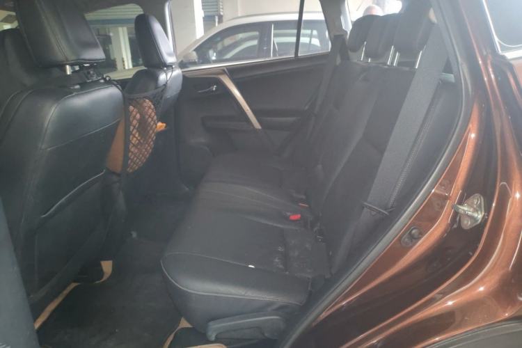 Used Toyota RAV4 2015 2.0L CVT Four-Wheel Drive New Edition Left Rear Seat