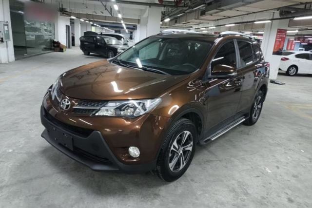 Used Toyota RAV4 2015 2.0L CVT Two-Wheel Drive Fashion Edition