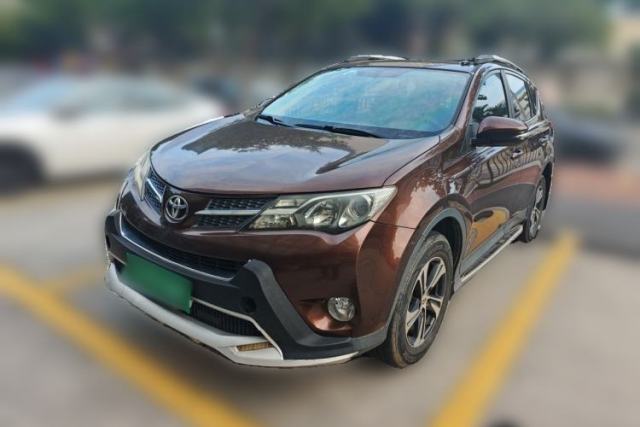 Used Toyota RAV4 2015 2.0L CVT Two-Wheel Drive Fashion Edition