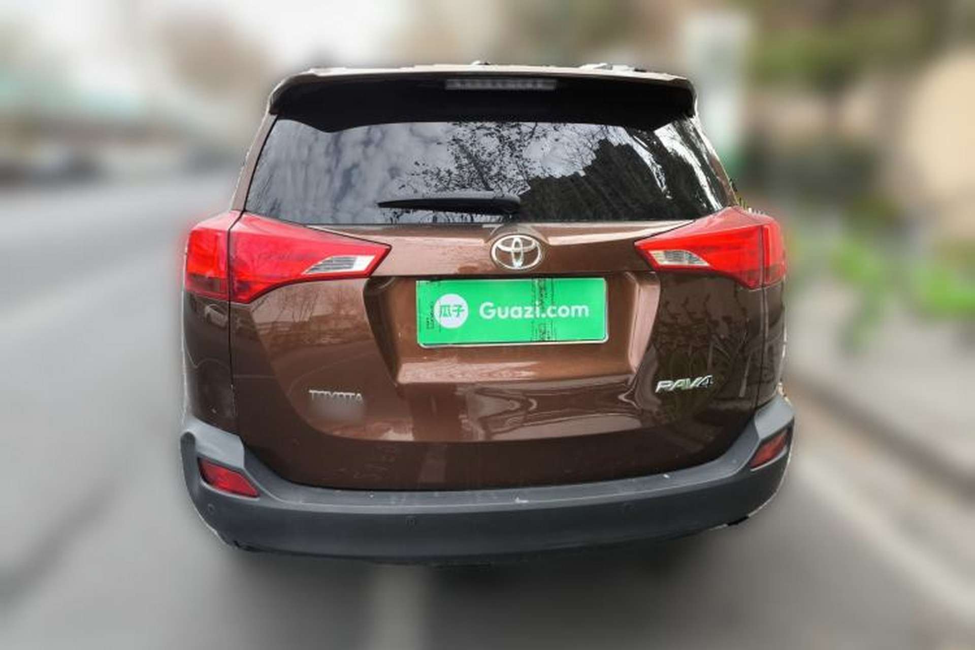 Used Toyota RAV4 2015 2.0L CVT Two-Wheel Drive Fashion Edition Rear