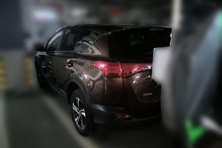 Used Toyota RAV4 2015 2.0L CVT Two-Wheel Drive Urban Edition Rear Left 45 Deg