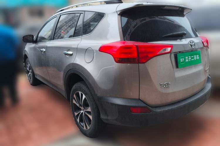 Used Toyota RAV4 2015 2.5L Automatic 4x4 Elite Edition Rear Left 45 Deg