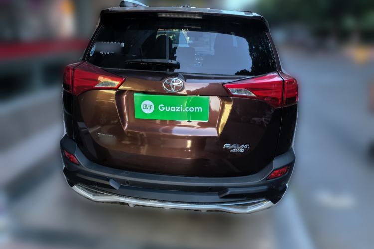Used Toyota RAV4 2015 2.0L CVT Four-Wheel Drive New Edition Rear
