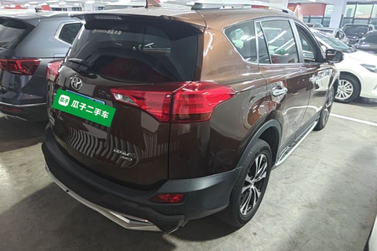 Used Toyota RAV4 2015 2.5L Automatic 4x4 Elite Edition Rear Right 45 Deg